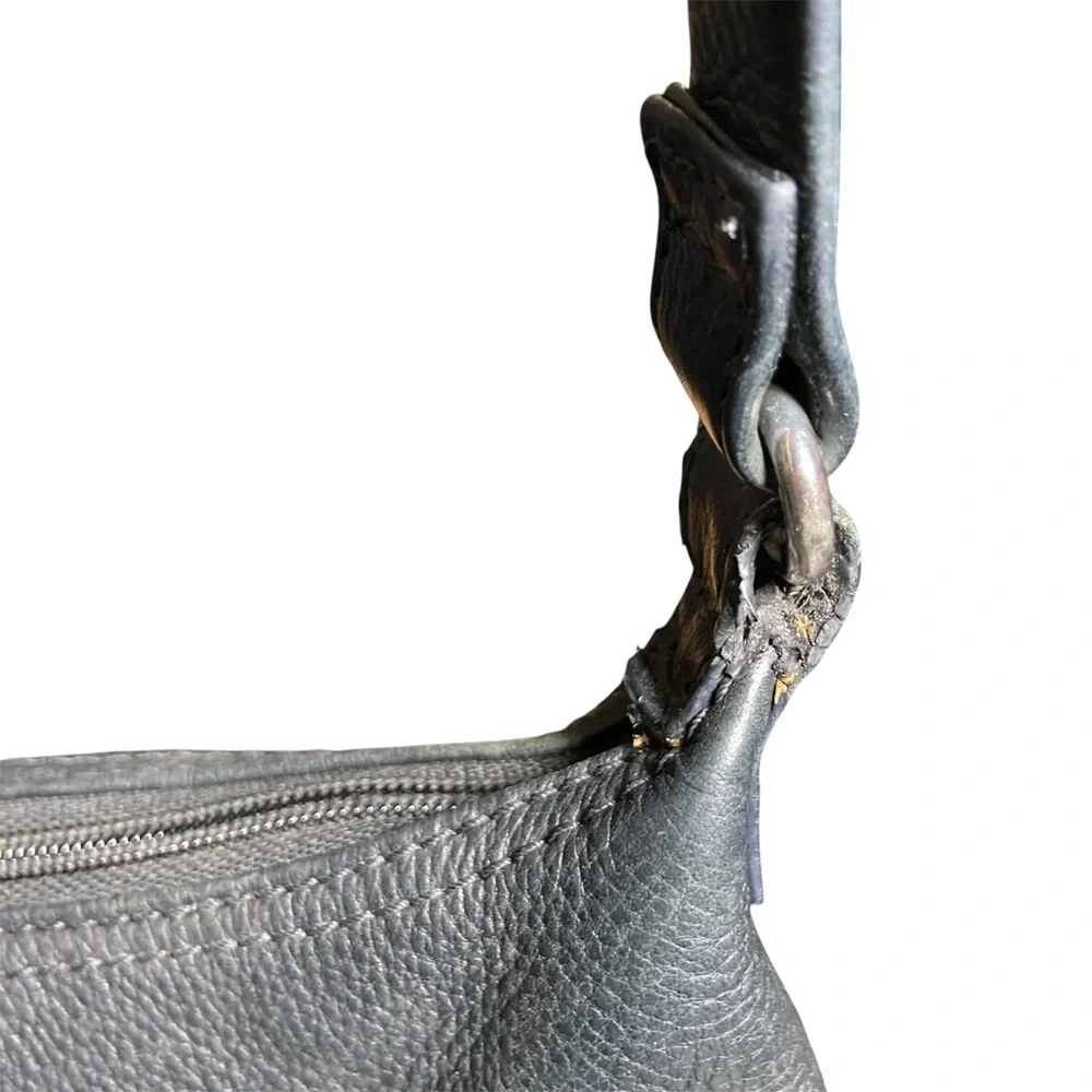 Classic Fossil Black Leather Shoulder Bag